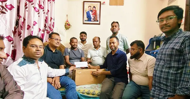 আহত জনির চিকিৎসায় সহায়তা